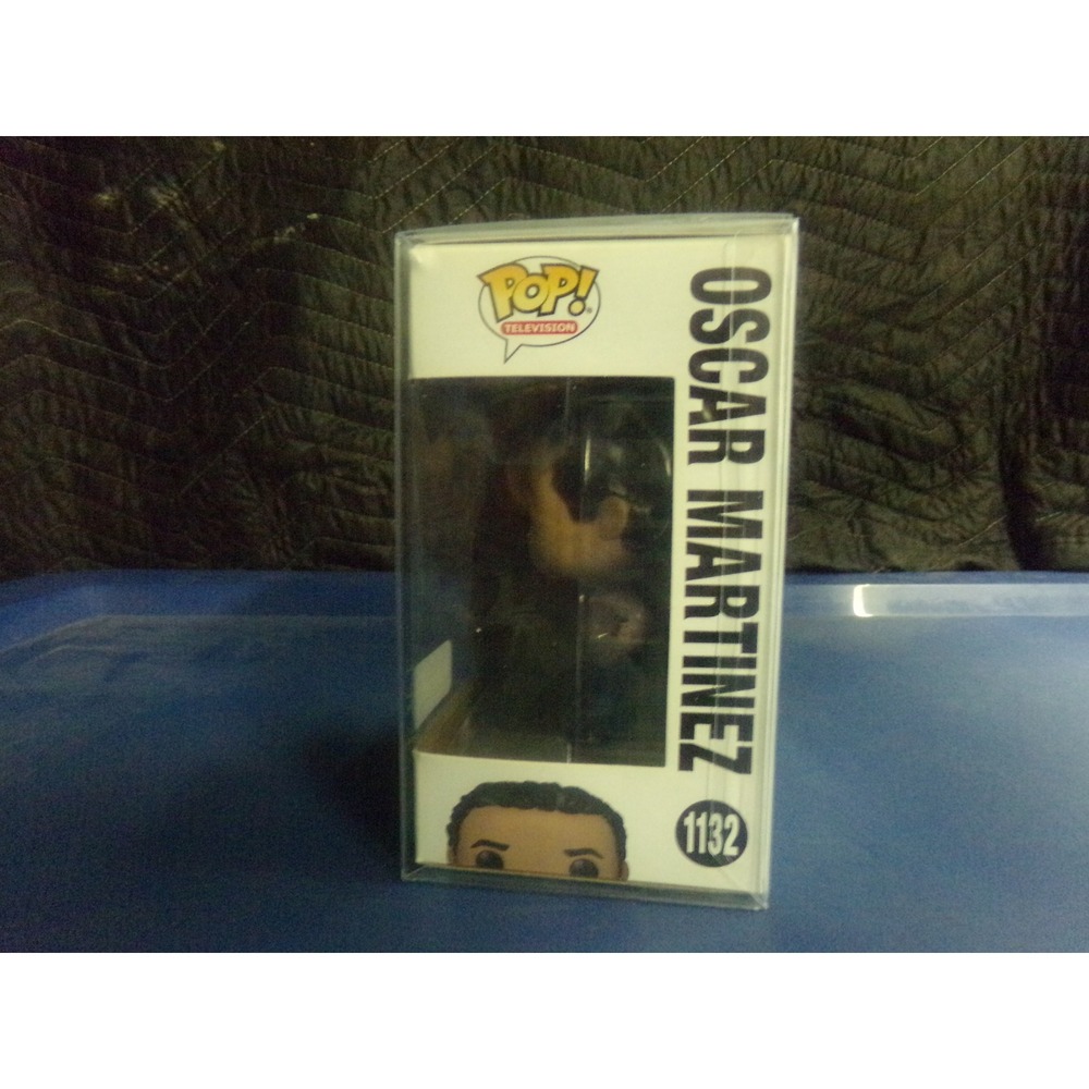 Funko Pop The Office Oscar Martinez 1132 Walmart Exclusive Vinyl Figure - Picture 2 of 6